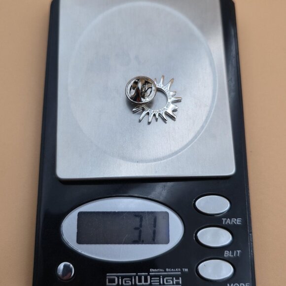 Sterling Silver Radiant Sun Pin A4668 - Picture 6 of 6